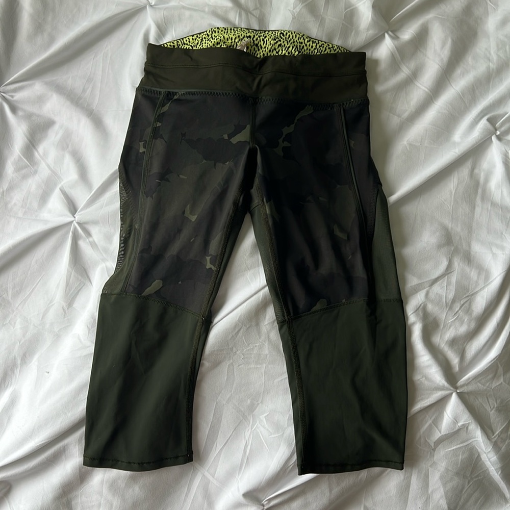 Lululemon leggings and sports bra set. Army green camouflage.